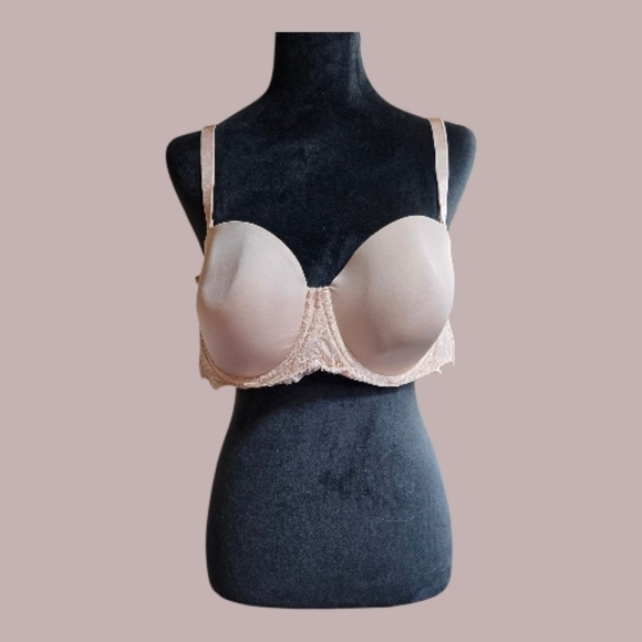 Torrid Beige Lightly Lined Multiway Strapless Bra Size 42C Staps Included EUC - Picture 2 of 16